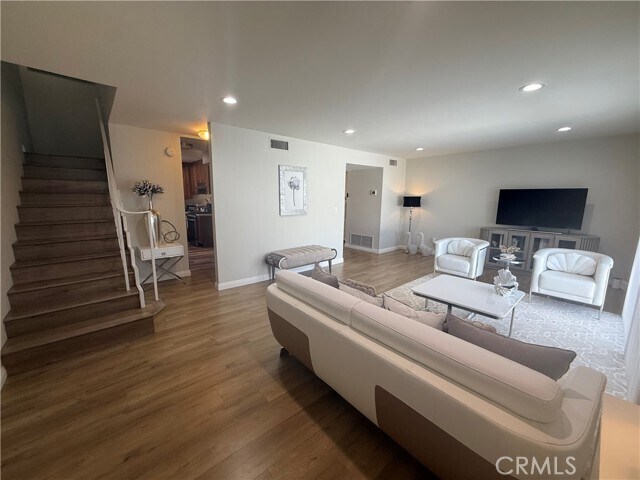 Building Photo - 8234 Hamilton Green