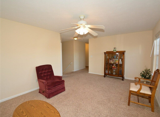 Building Photo - 2929 Angelina Dr