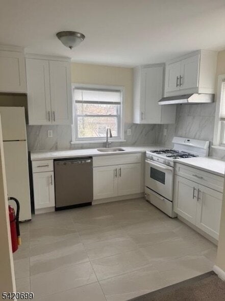 Building Photo - 14 Walnut Pkwy