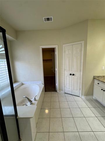 Building Photo - 3006 Upland Dr