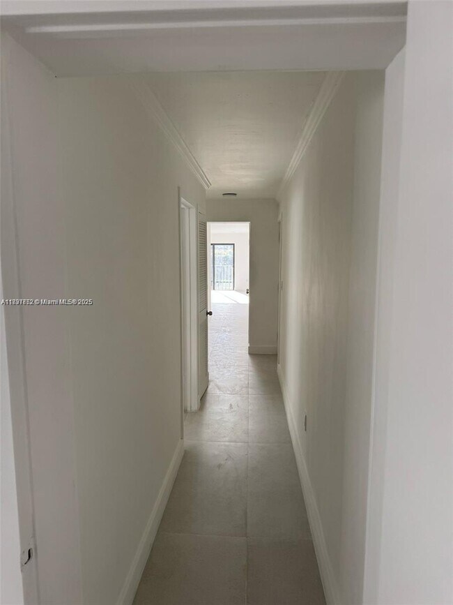 Building Photo - 2939 Indian Creek Dr