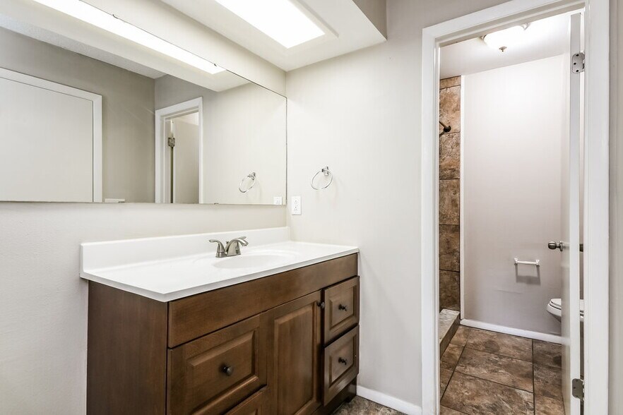 Building Photo - 344 Sand Pine Trail