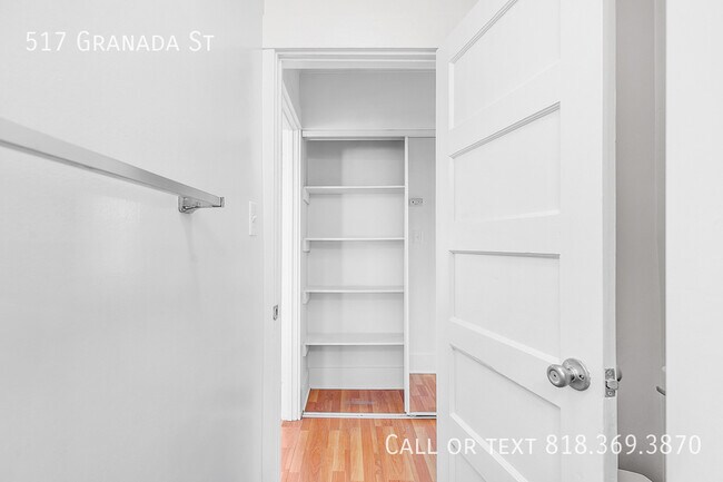 Building Photo - 517 Granada St