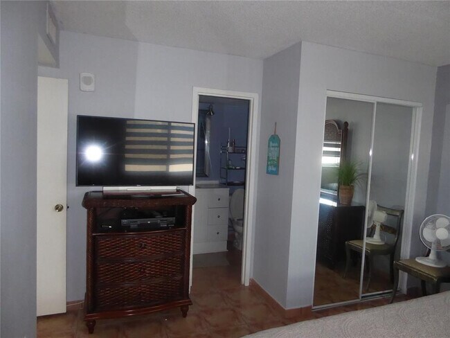 Building Photo - 6969 Collins Ave