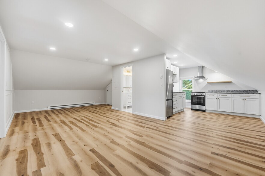 Building Photo - 22 Vernon St