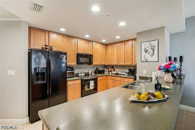 Building Photo - 5781 Cape Harbour Dr