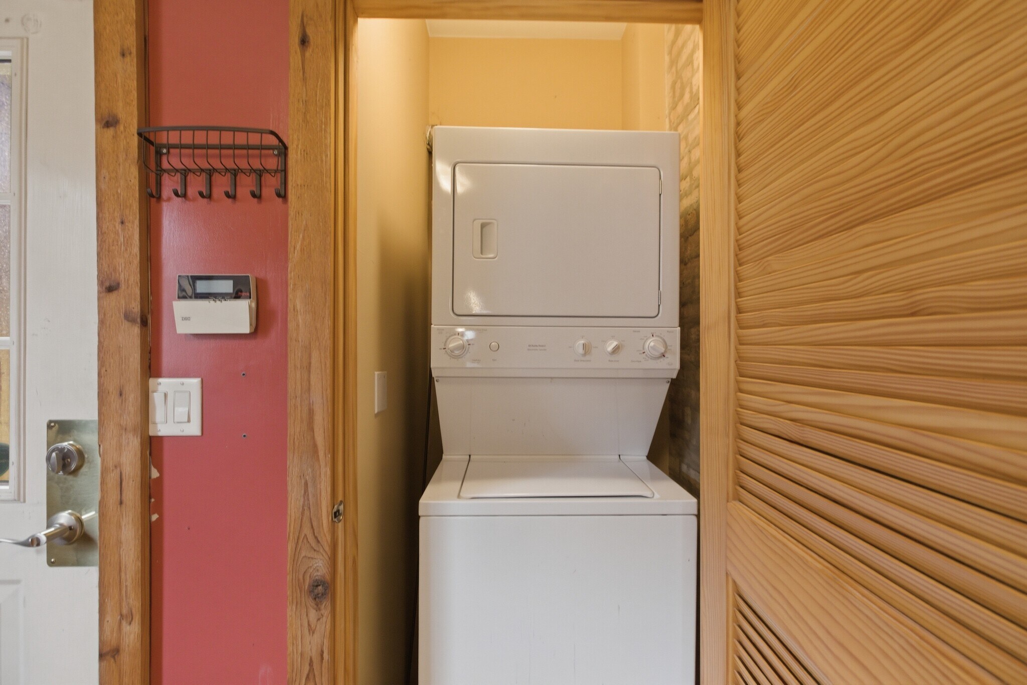 Building Photo - 4104 N Mozart St