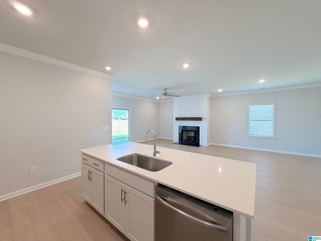 Building Photo - 237 Granby Ln