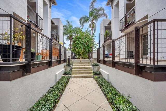 Building Photo - 5410 W 149th Pl