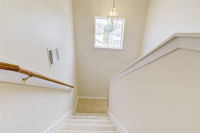 Building Photo - 3930 Mossy Pl Ln