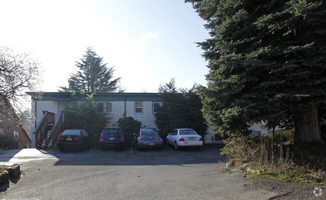 Building Photo - Vista Manor Apartments