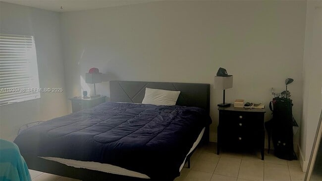 Building Photo - 8325 SW 72nd Ave