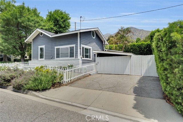 Building Photo - 144 N Mountain Trail
