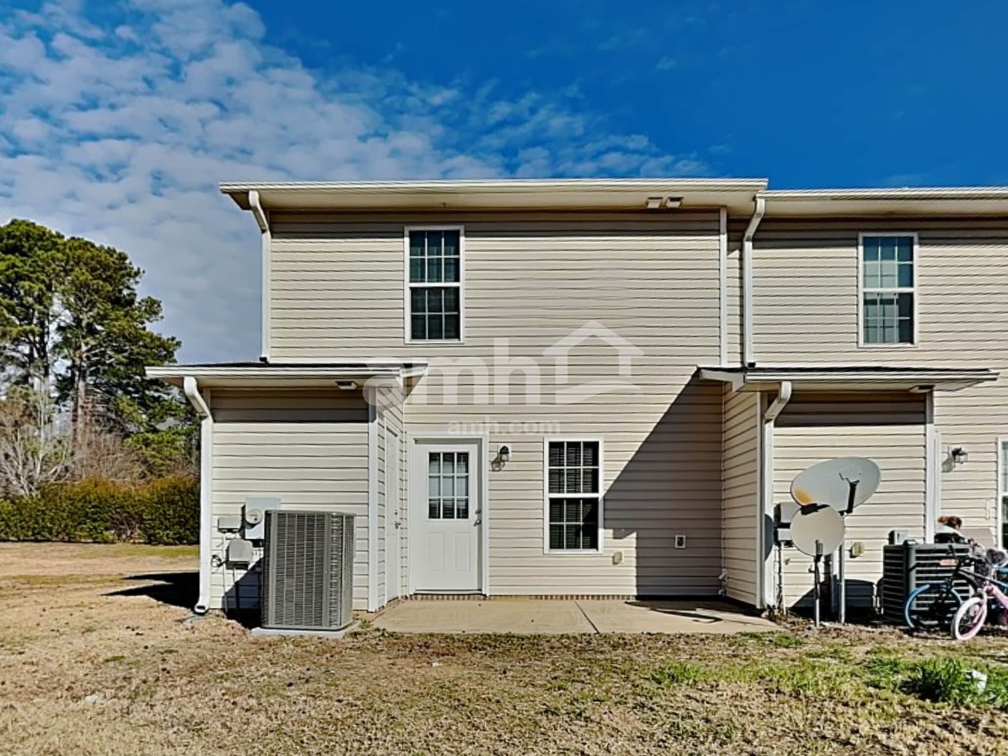 Building Photo - 103 Wolf Creek Ln