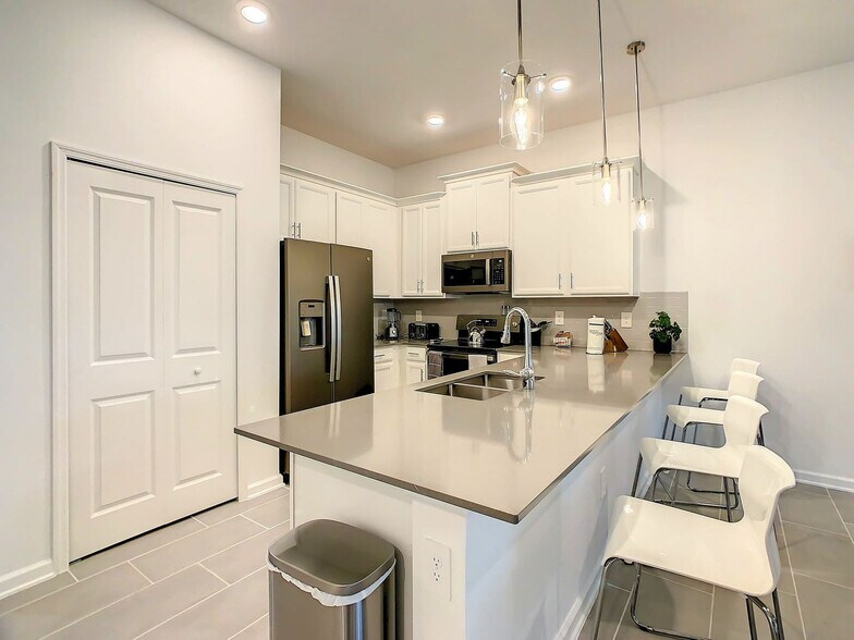 Building Photo - 8883 Cabot Cliffs Dr