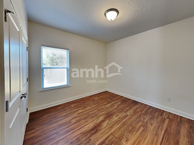 Building Photo - 34 Tristan Ct