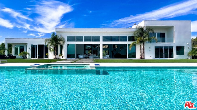 Building Photo - 80 Saddlebow Rd