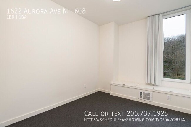 Building Photo - 1622 Aurora Ave N