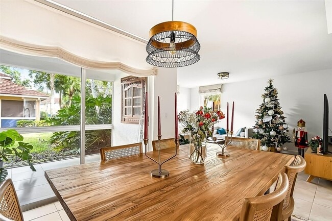 Building Photo - 787 NW 91st Terrace