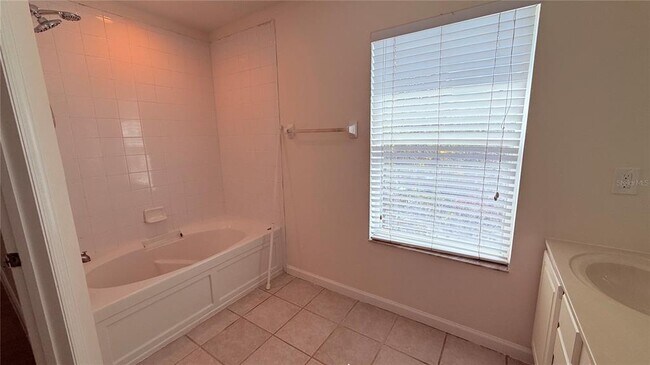 Building Photo - 2529 Galliano Cir
