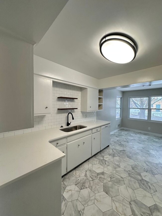 Building Photo - 3009 W Michigan Ave