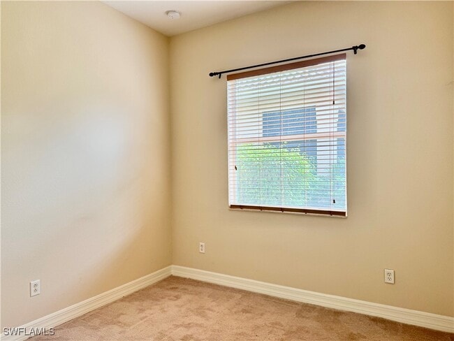 Building Photo - 10419 Carolina Willow Dr