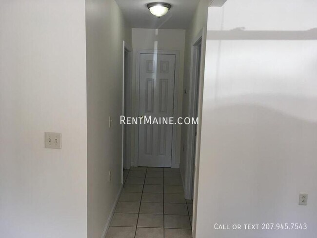 Building Photo - 1833 Hammond St