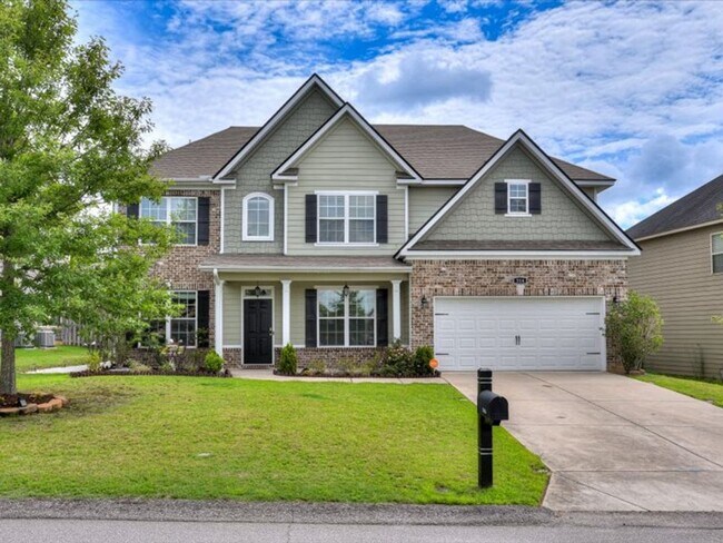 Building Photo - 5 Bedroom 3 Bath In Evans!