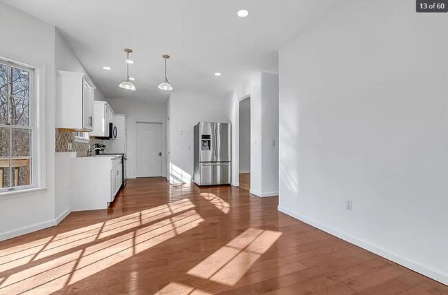 Building Photo - 3290 Birch Hill Dr