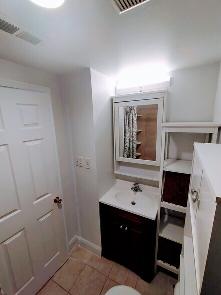 Bathroom - 1125 12th St NW