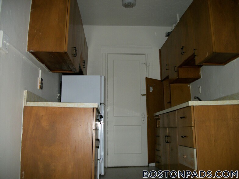 Building Photo - 1171 Boylston St
