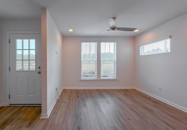 Building Photo - 2848 Blue Blossom Trail