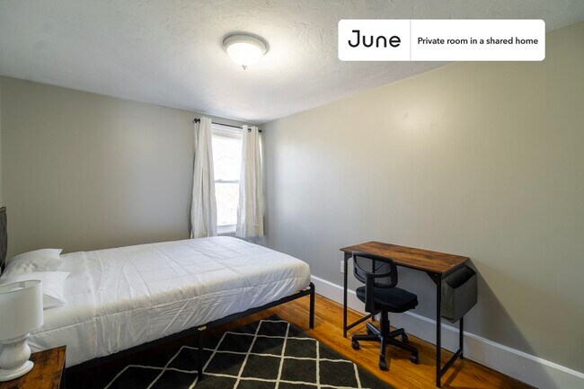 Building Photo - Room in Shared 4 bed/2 bath home