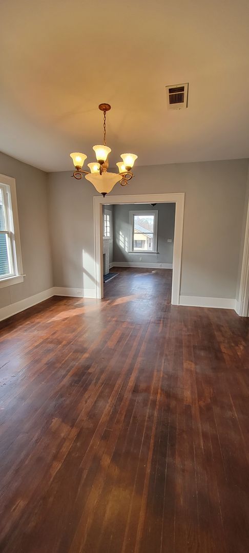 Building Photo - Gorgeous fully remodeled Craftsman style home in Highland Historic District!