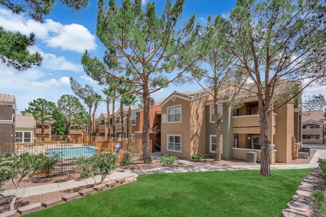 Building Photo - 8101 W Flamingo Rd