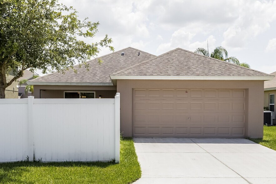 Building Photo - 907 Muirwood Way