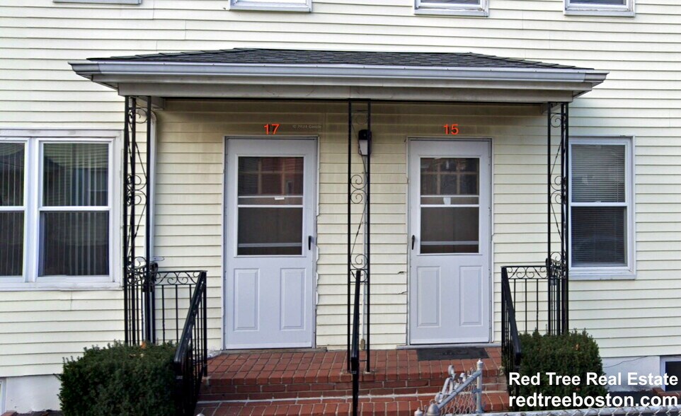 Primary Photo - 17 Linden St