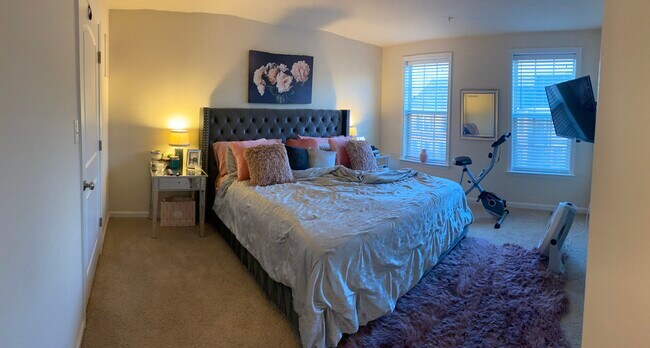 Building Photo - Smithview Place