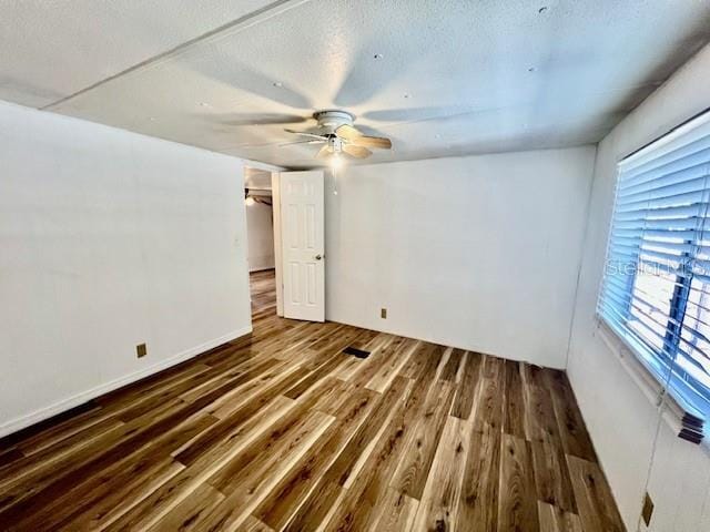 Building Photo - 1216 Liveoak Pkwy