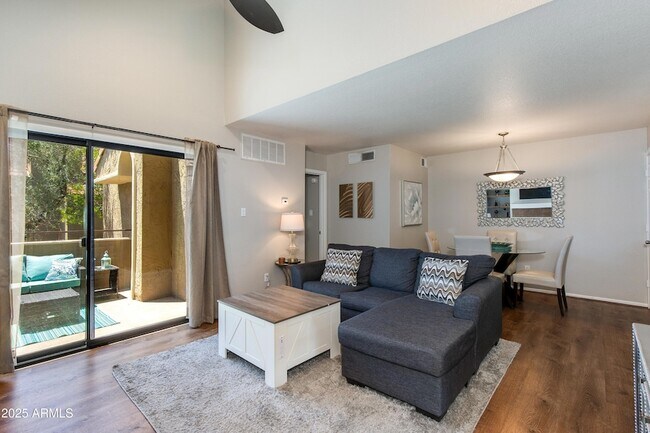 Building Photo - 5122 E Shea Blvd