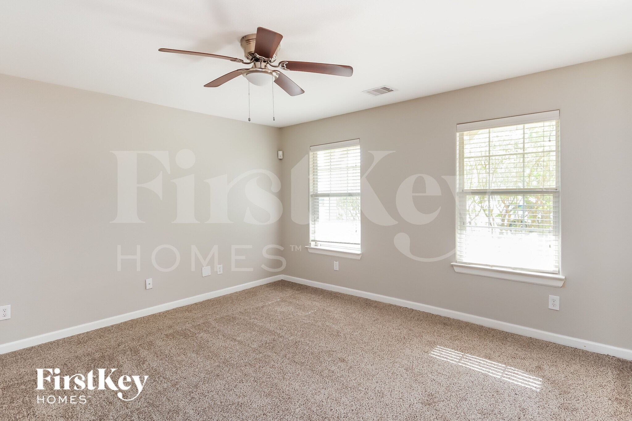 Building Photo - 2621 Marlin Dr