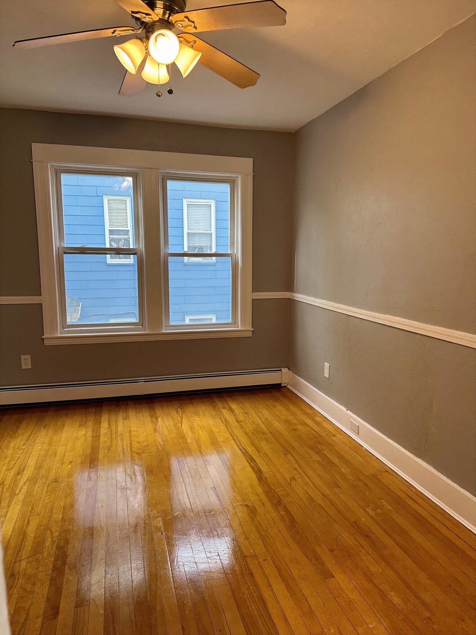 Building Photo - 52 Pilgrim Ave