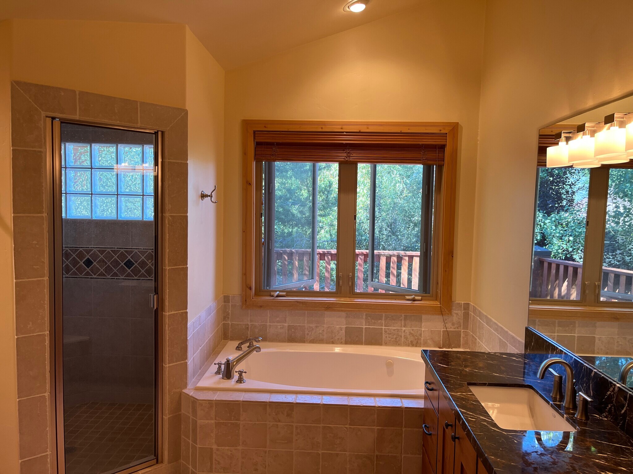 Primary bathroom 3 - 2557 Lower Lando Ln