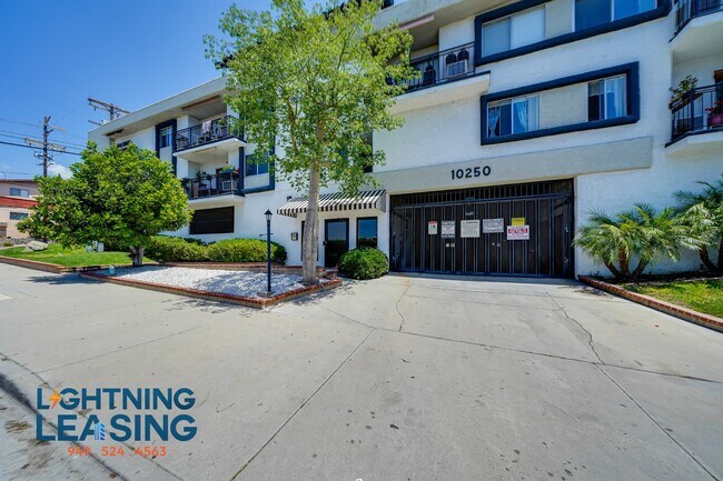 Building Photo - 10250 Commerce St