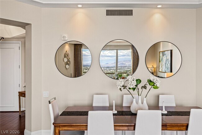 Building Photo - 2777 Paradise Rd