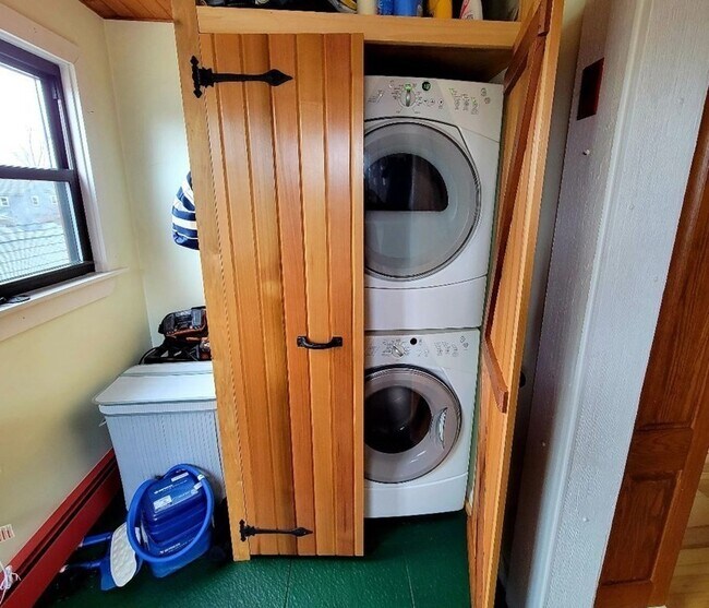 Building Photo - 13 Plum Island Blvd