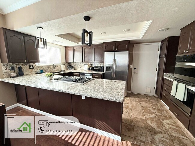Building Photo - 2583 Velia St
