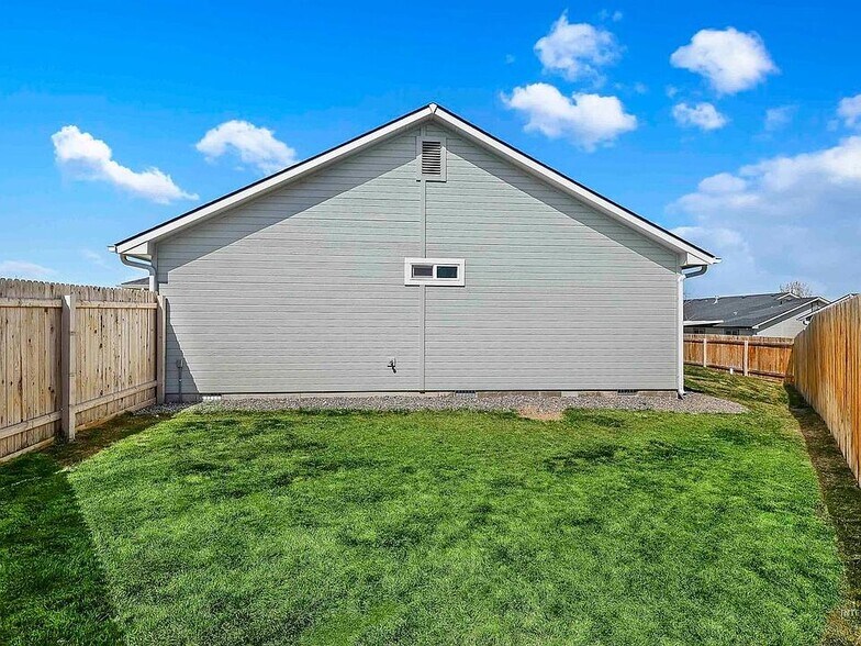 Primary Photo - 710 Brampton Dr
