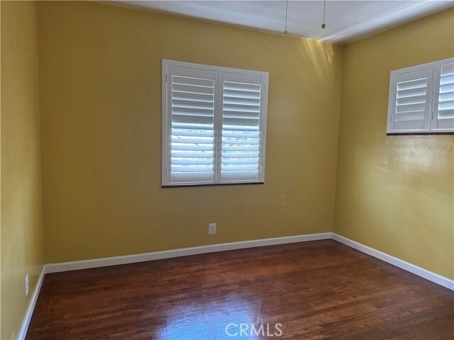 Building Photo - 12871 Russell Ave