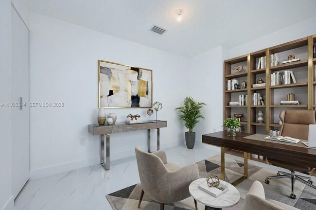 Building Photo - 700 NE 24th St